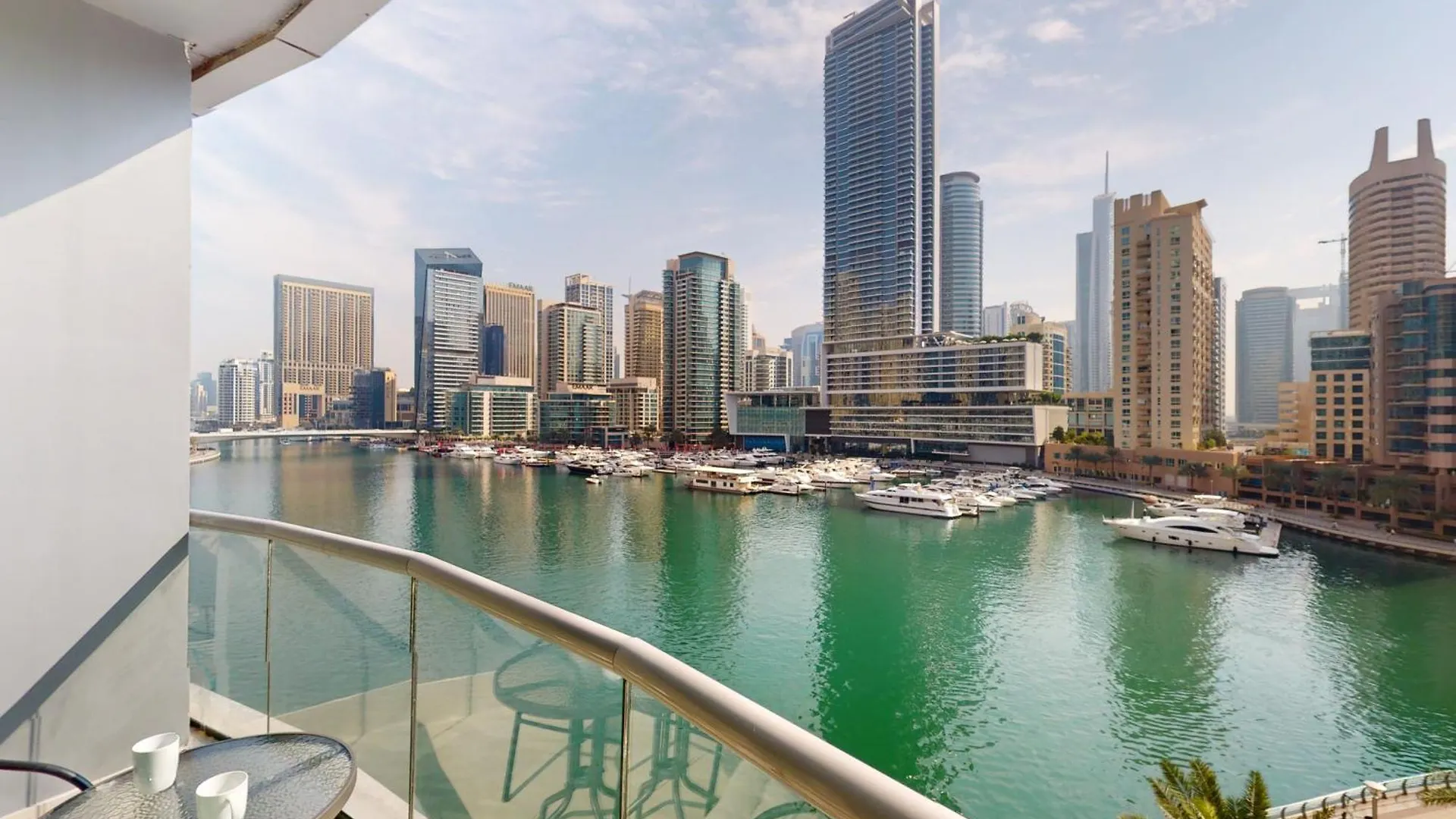 The Point Tower - Chic One Bedroom Dubai